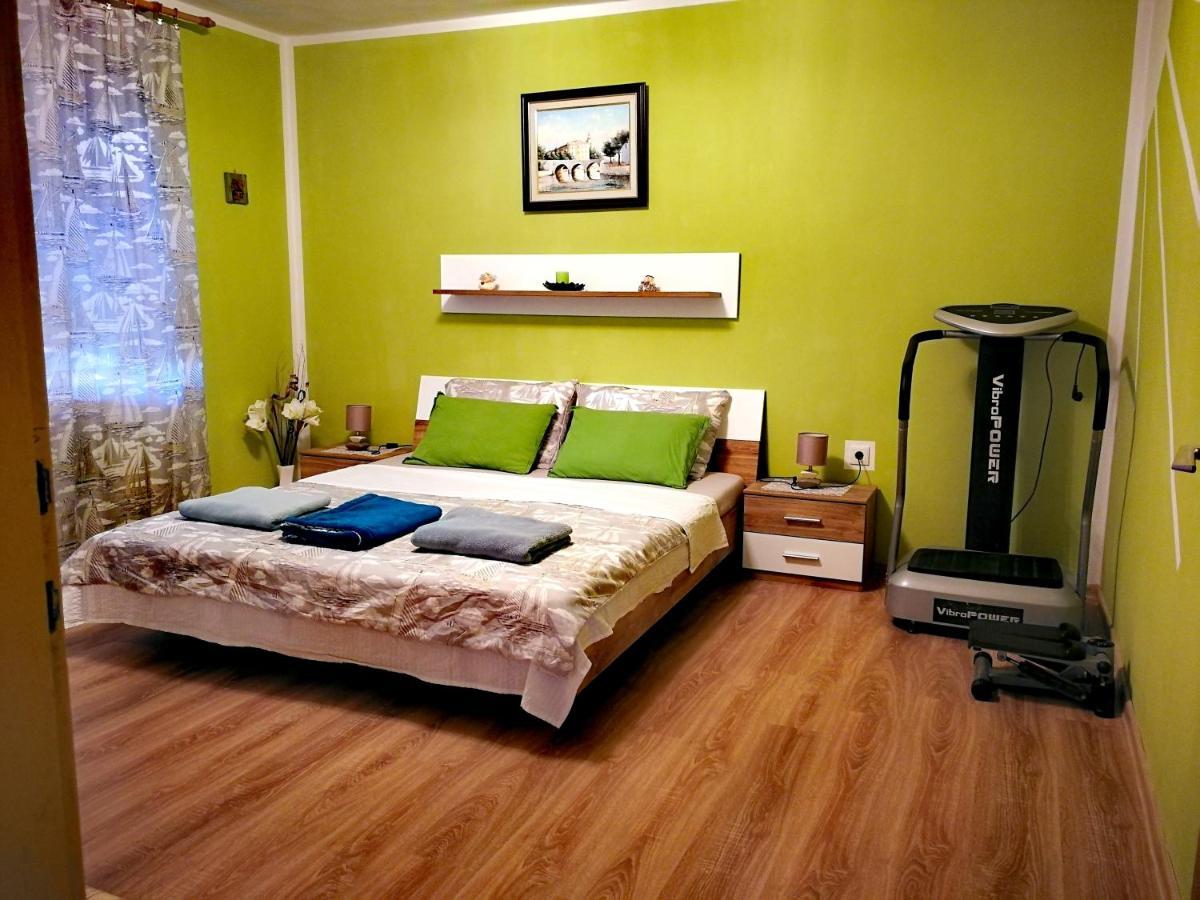 Apartments Anita Crikvenica Ngoại thất bức ảnh