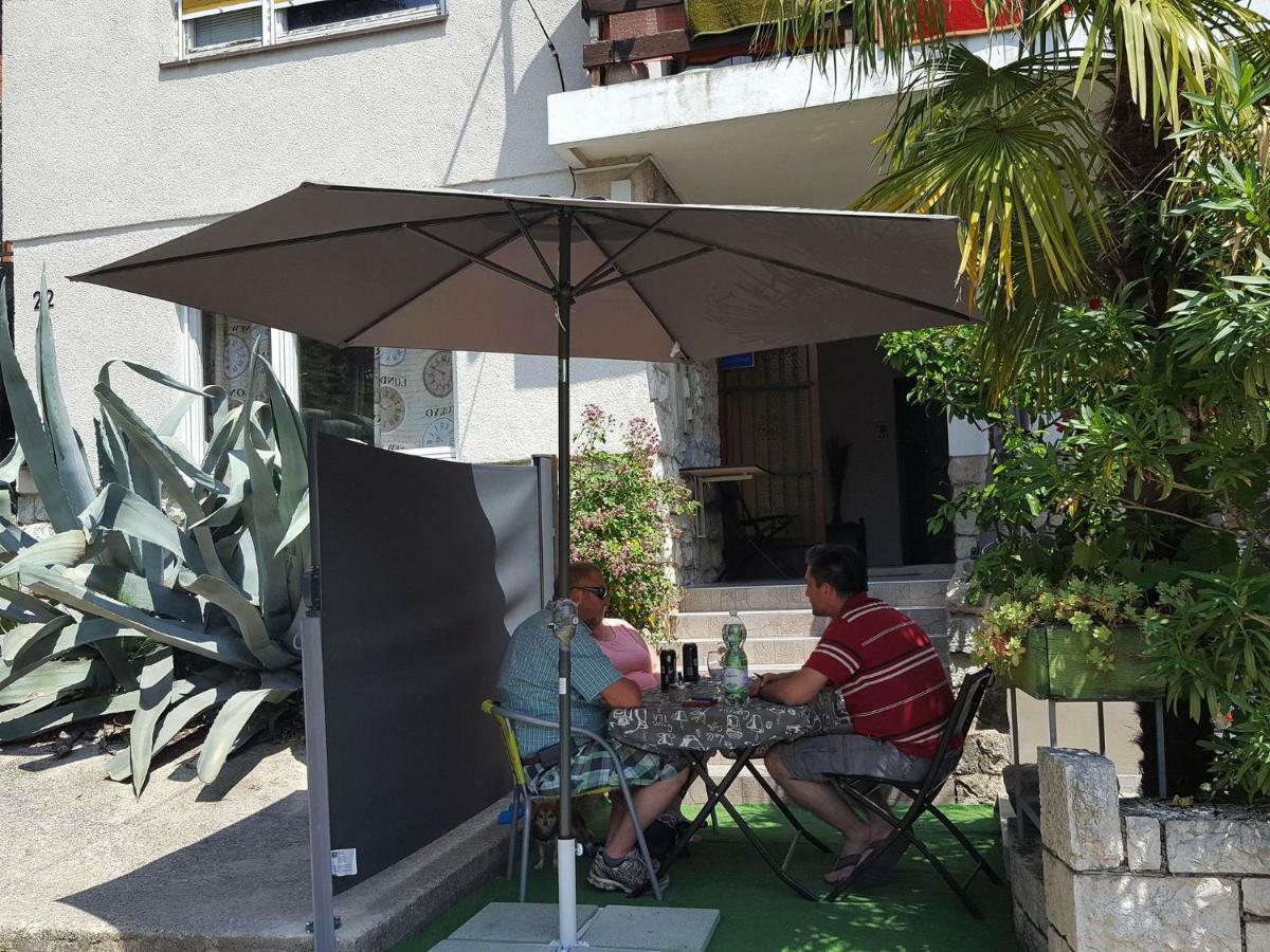 Apartments Anita Crikvenica Ngoại thất bức ảnh
